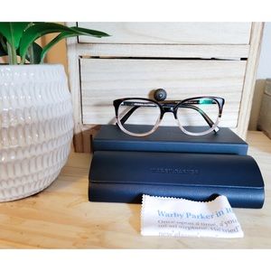 Warby Parker Women’s Eugene Narrow Glasses
